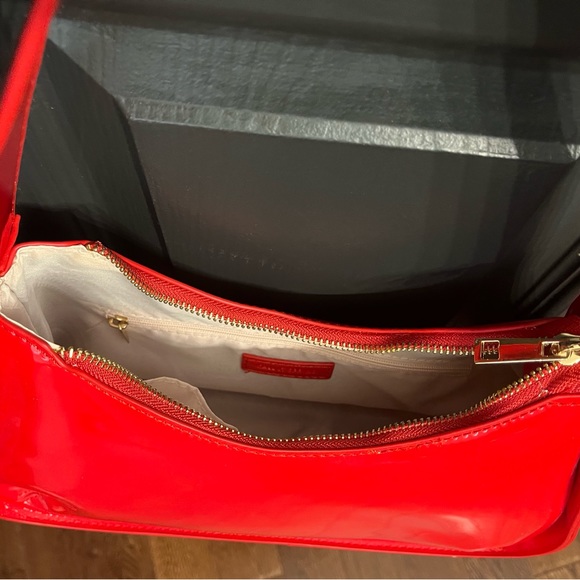 Red ‘Call it Spring’ purse - Picture 3 of 3